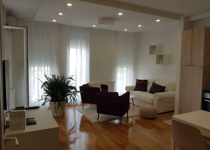 Europe 1 Апартаменты *